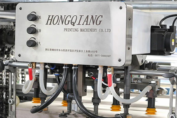 Zakaj so popolnoma avtomatski stroji za plastificiranje prepričljiva nadgradnja za končno obdelavo tiska?