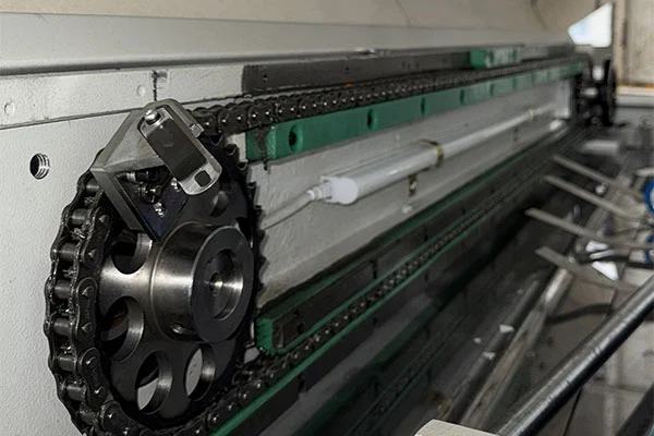 Kako tehnologija Full-Servo premika meje sitotiska?